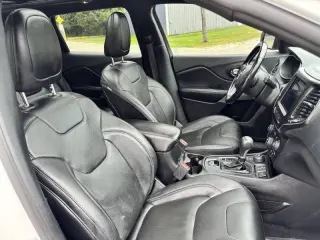 Jeep Cherokee 2021
