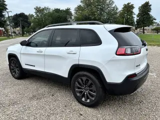 Jeep Cherokee 2021