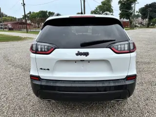Jeep Cherokee 2021