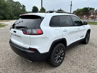 Jeep Cherokee 2021