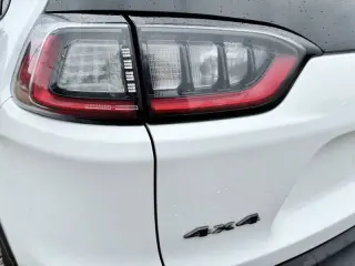 Jeep Cherokee 2021