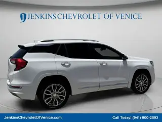 GMC Terrain 2023 AWD Denali 4dr SUV