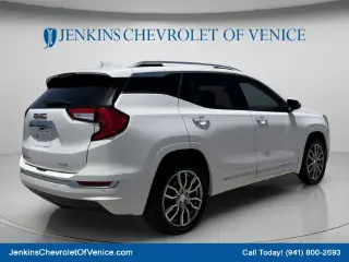 GMC Terrain 2023 AWD Denali 4dr SUV