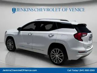 GMC Terrain 2023 AWD Denali 4dr SUV