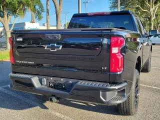Chevrolet Silverado 1500 2023 4x4 LT Trail Boss 4dr Crew Cab 5.8 ft. SB
