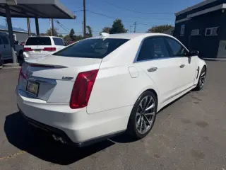 Cadillac CTS-V 2016