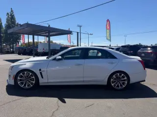 Cadillac CTS-V 2016