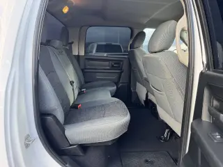2019 Ram 1500 Clásico