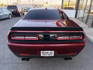 Dodge Challenger 2022