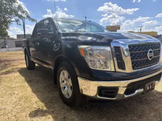 Nissan Titan 2017
