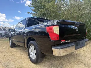Nissan Titan 2017
