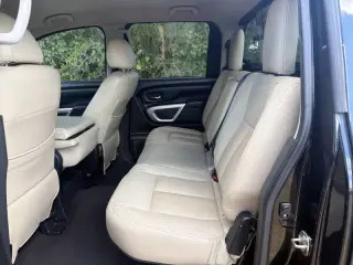 Nissan Titan 2017