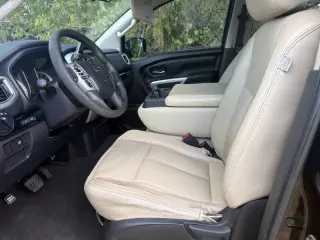 Nissan Titan 2017