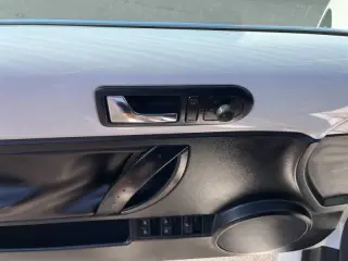 2010 Volkswagen New Beetle Convertible