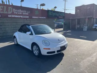 2010 Volkswagen New Beetle Convertible