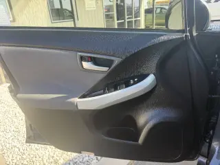 Toyota Prius Plug-in Hybrid 2014