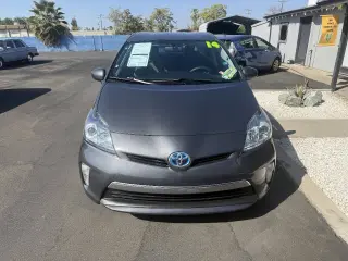 Toyota Prius Plug-in Hybrid 2014