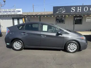 Toyota Prius Plug-in Hybrid 2014