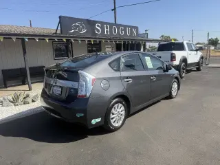 Toyota Prius Plug-in Hybrid 2014