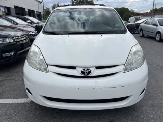 Toyota Sienna 2008