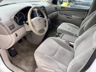 Toyota Sienna 2008