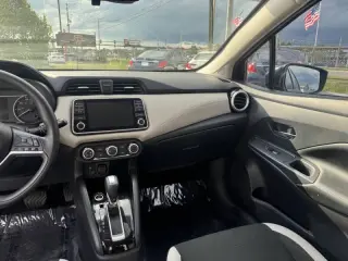 Nissan Versa 2020
