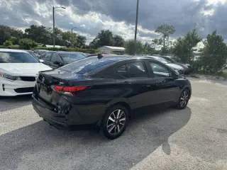 Nissan Versa 2020