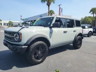 Ford Bronco 2024 4x4 Black Diamond 4dr SUV