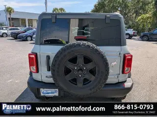 Ford Bronco 2024 4x4 Black Diamond 4dr SUV