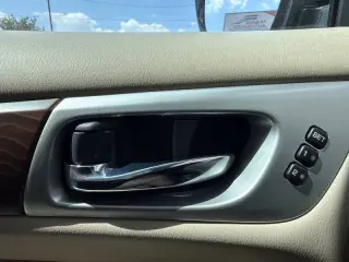 Nissan Pathfinder 2017