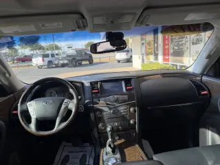Infiniti QX80 2017