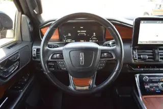 Lincoln Navigator L 2019 4x4 Reserve 4dr SUV