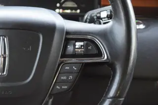 Lincoln Navigator L 2019 4x4 Reserve 4dr SUV