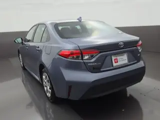 Toyota Corolla 2025 LE 4p Sedán