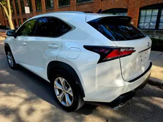 2017 Lexus NX 200t
