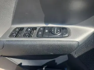 Kia Niro Plug-In Hybrid 2019 LX 4dr Crossover