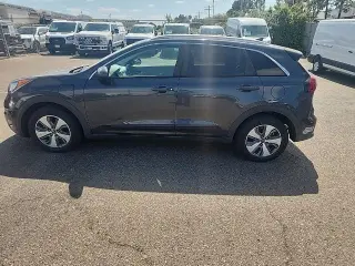 Kia Niro Plug-In Hybrid 2019 LX 4dr Crossover