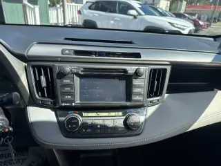 Toyota RAV4 2015