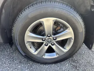 Toyota RAV4 2015