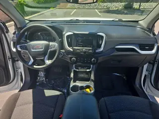 GMC Terrain 2022 AWD SLE 4dr SUV