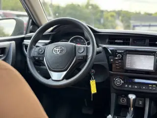 Toyota Corolla 2015