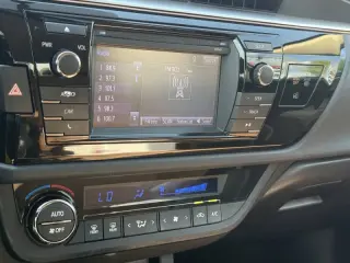 Toyota Corolla 2015