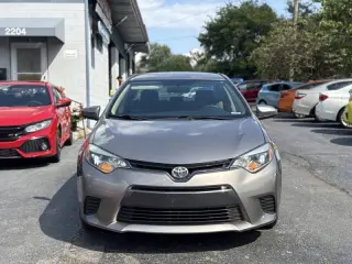 Toyota Corolla 2015