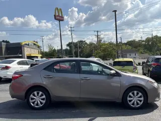 Toyota Corolla 2015
