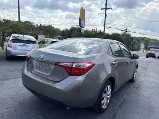 Toyota Corolla 2015
