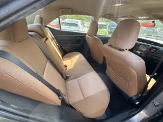 Toyota Corolla 2015