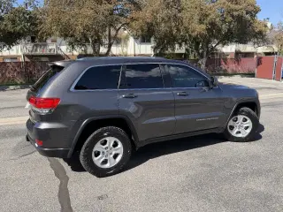 Jeep Grand Cherokee Laredo 2016