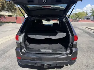 Jeep Grand Cherokee Laredo 2016