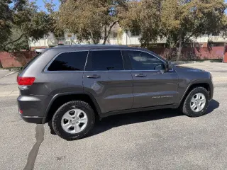 Jeep Grand Cherokee Laredo 2016