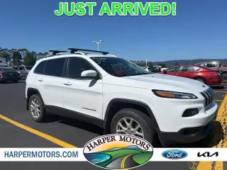 Jeep Cherokee 2017 4x4 Latitude 4dr SUV
